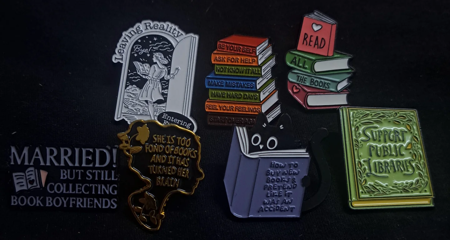 Bookworm pins 2.0