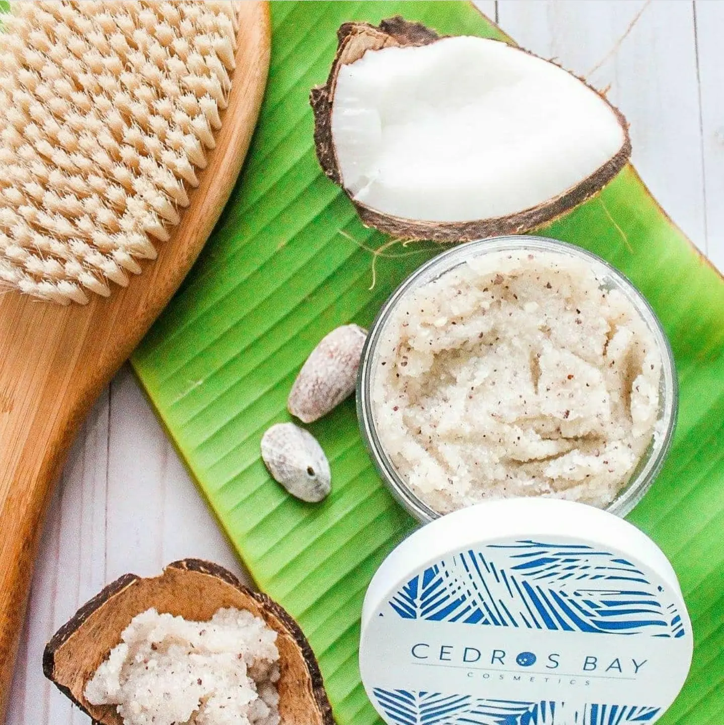 CEDROS BAY Coconut Body Scrub