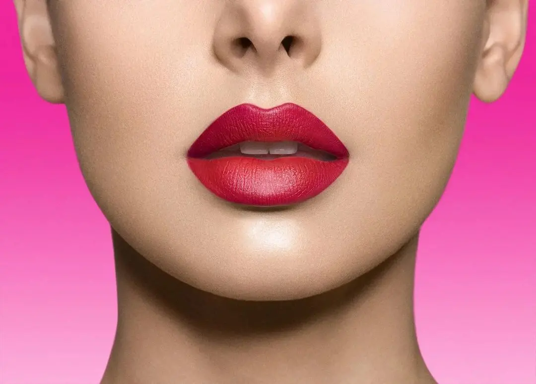 Velvety Matte Lipstick Reds & Berries