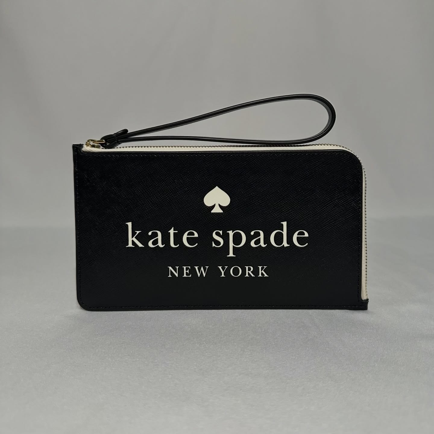 Kate Spade Lucy Wristlet