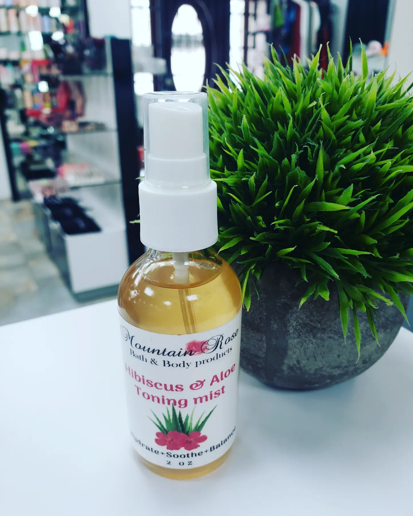 Mountain Rose Hibiscus & Aloe Toning