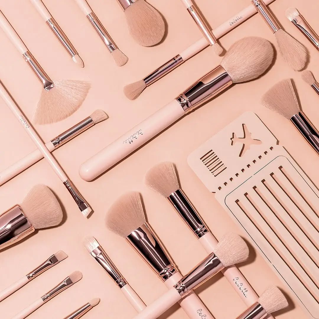 BEBELLA NIGHT IN LONDON 24pc Brush
