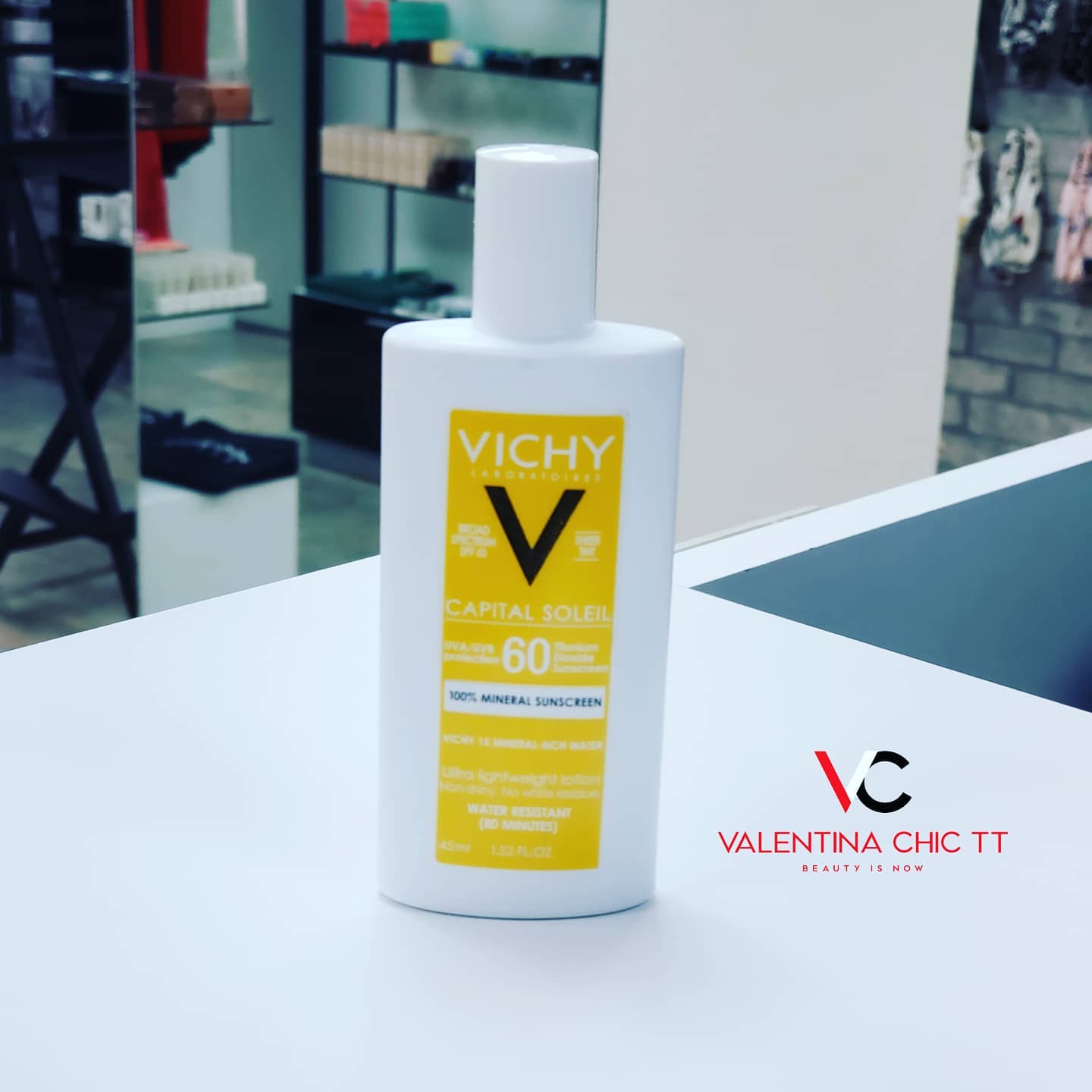 VICHY Capital Soleil 60 Tinted Sunscreen