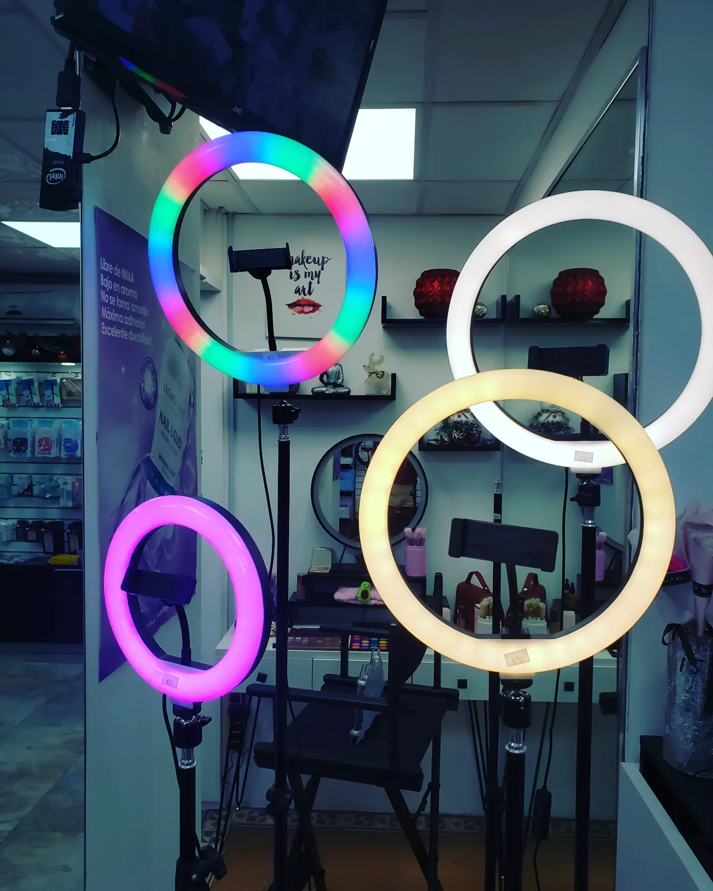 Ring lights