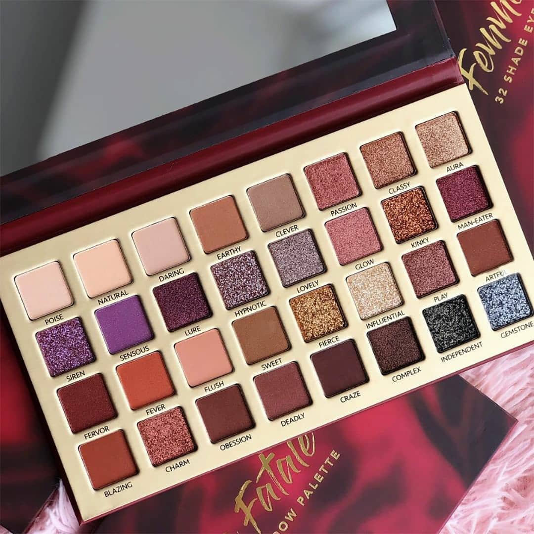 AMORUS Femme Fatale 32 Shade Eyeshadow