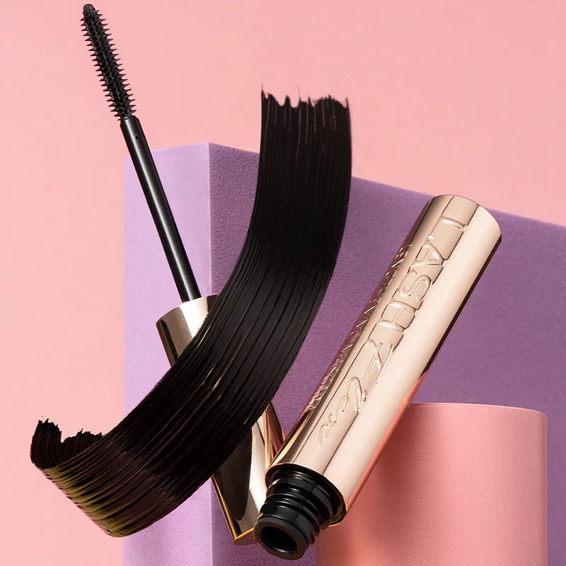 Lengthening Mascara with Comb Wand