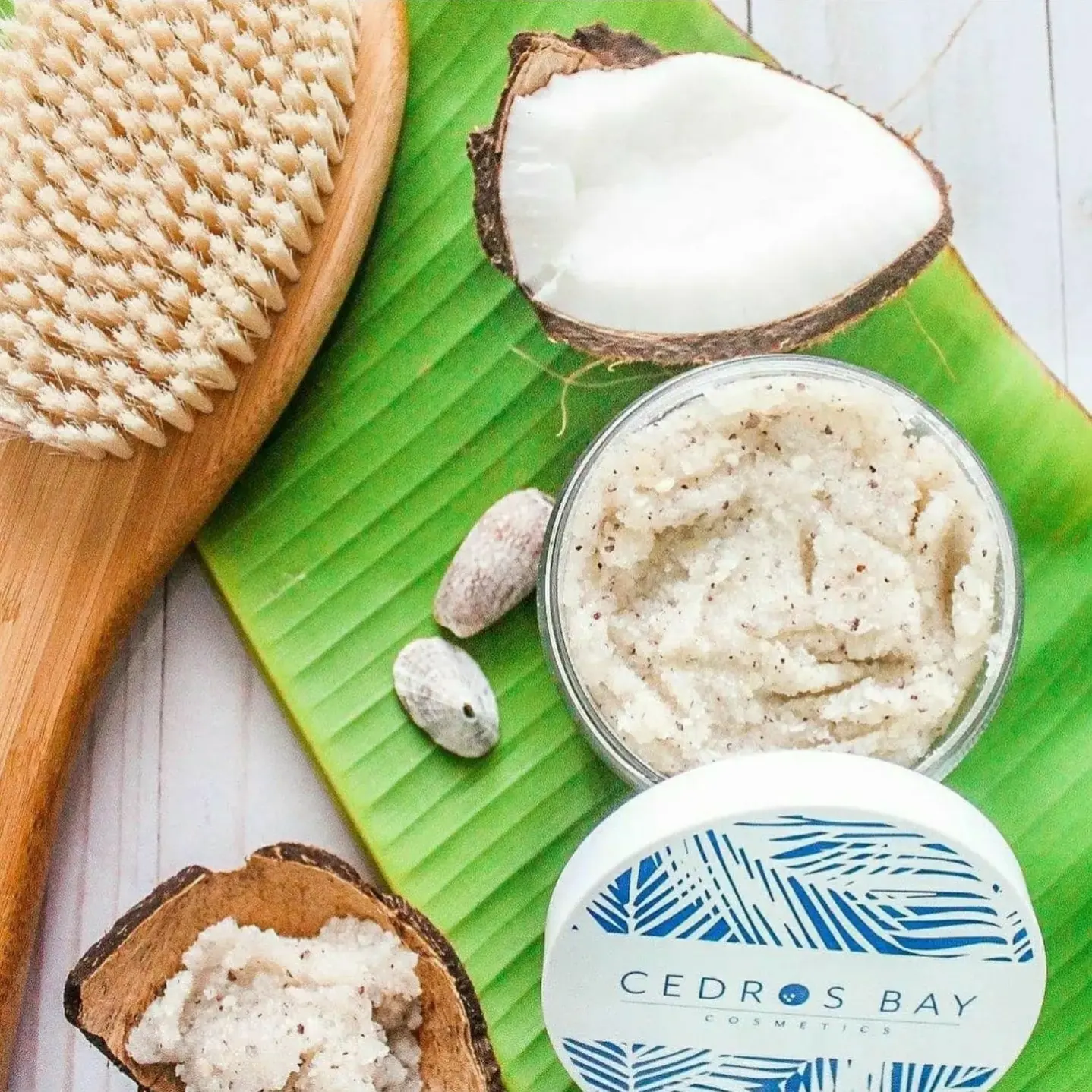 CEDROS BAY Coconut Body Scrub