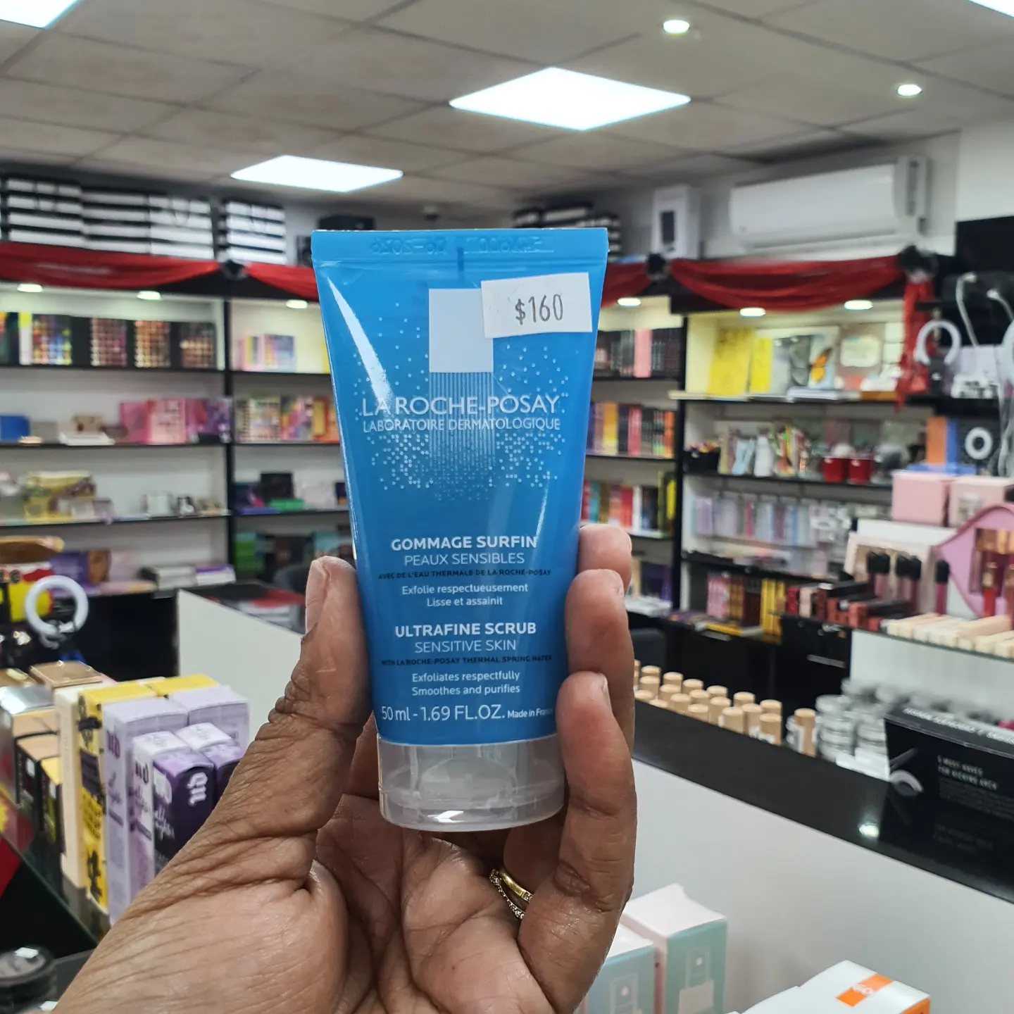 La Roche Posay Facial Scrub