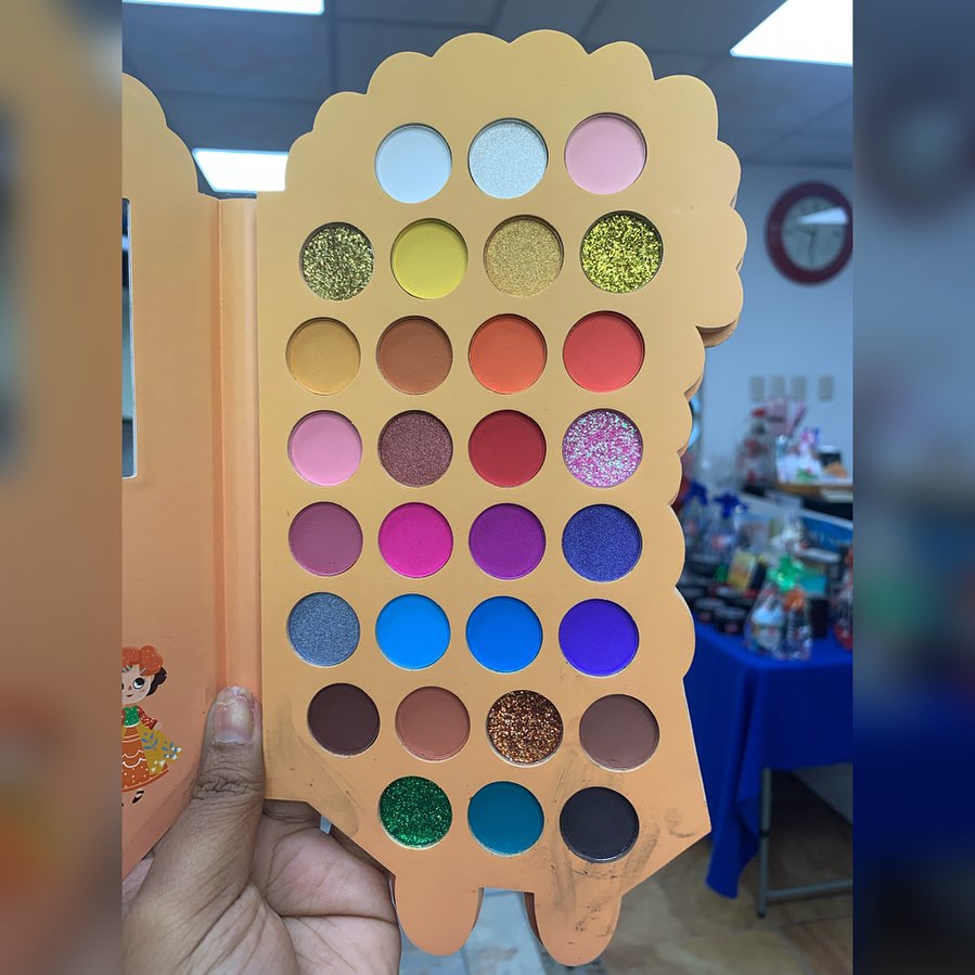 Okalan Doll 30 Color Eyeshadow Palette