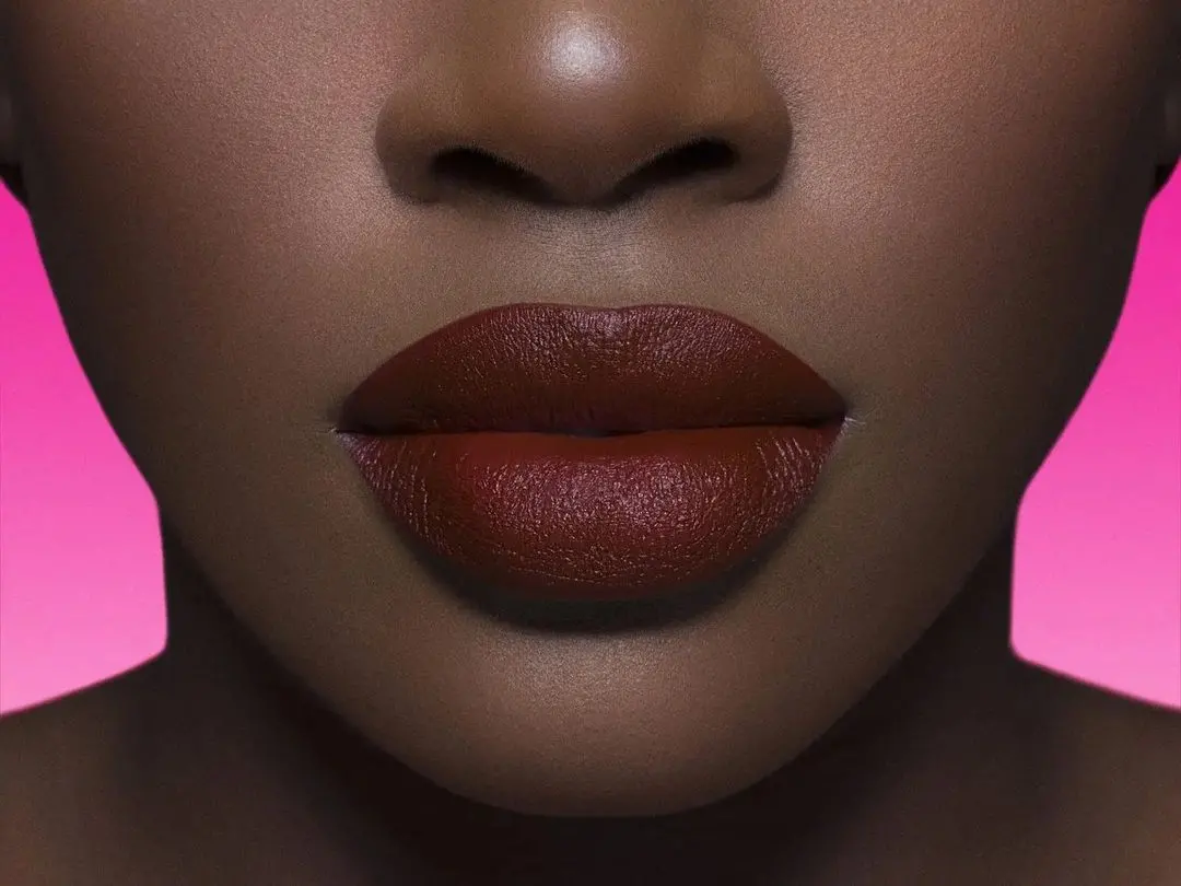 Velvety Matte Lipstick Reds & Berries