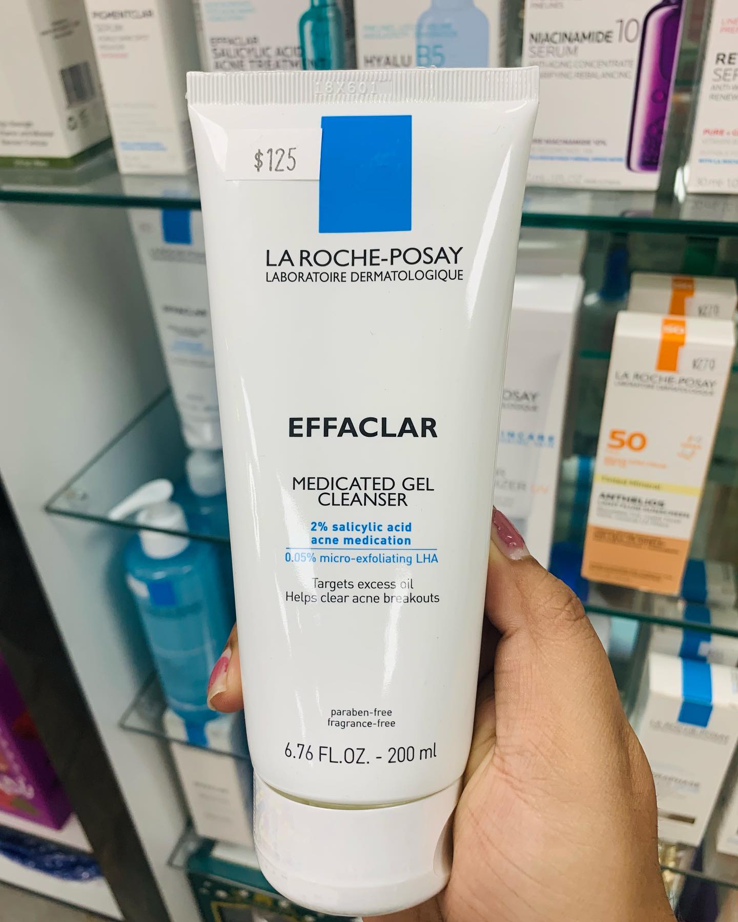 Effaclar medicated acne face wash